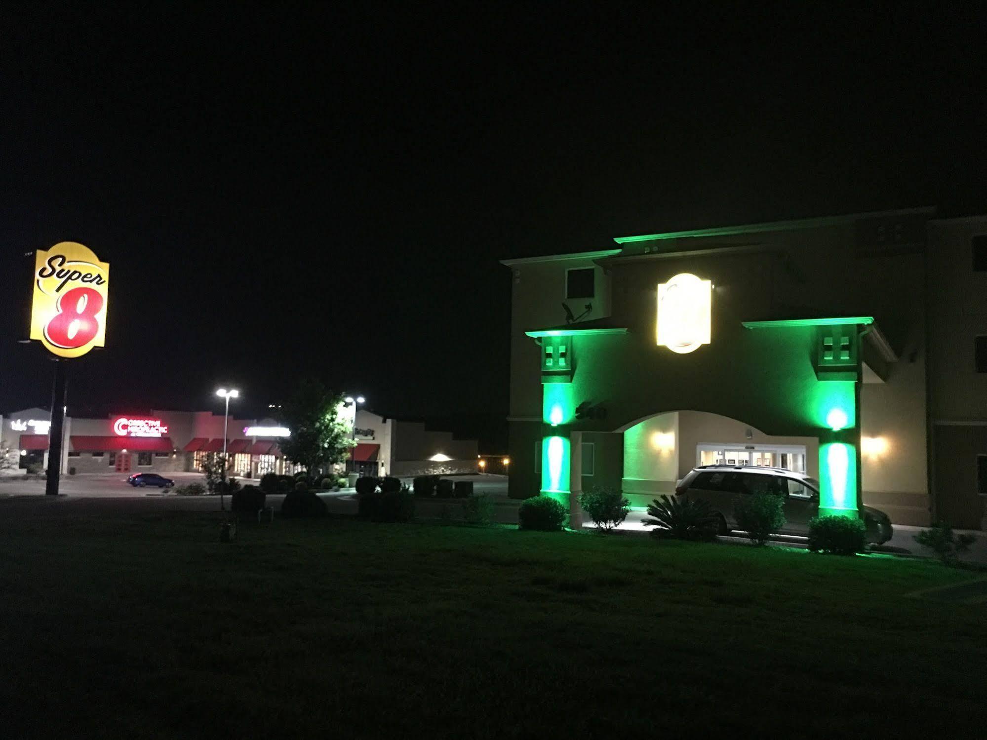 Super 8 By Wyndham Harker Heights Killeen - Fort Cavazos Zewnętrze zdjęcie