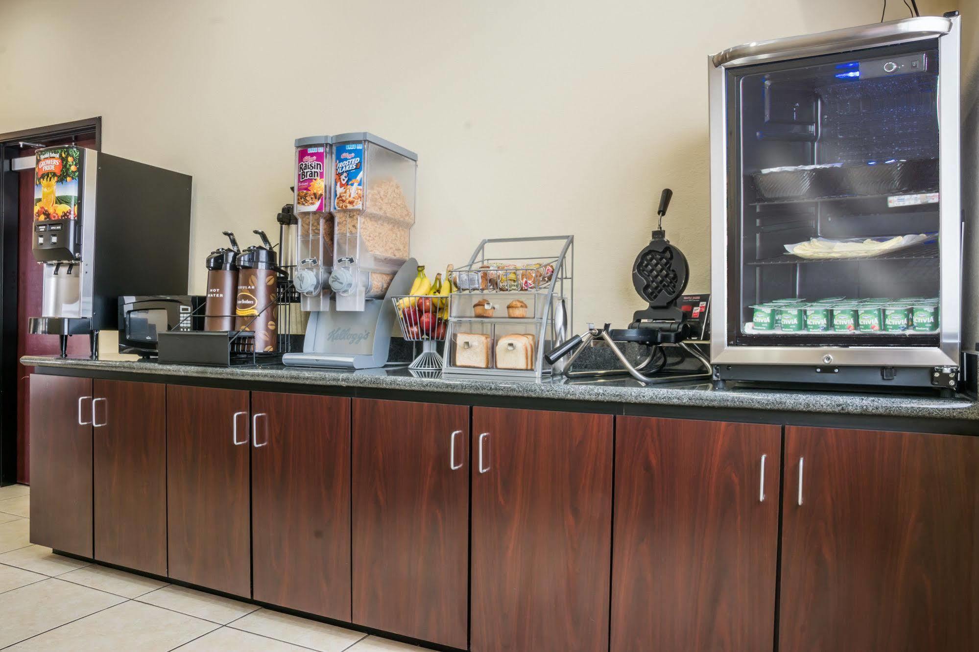 Super 8 By Wyndham Harker Heights Killeen - Fort Cavazos Zewnętrze zdjęcie